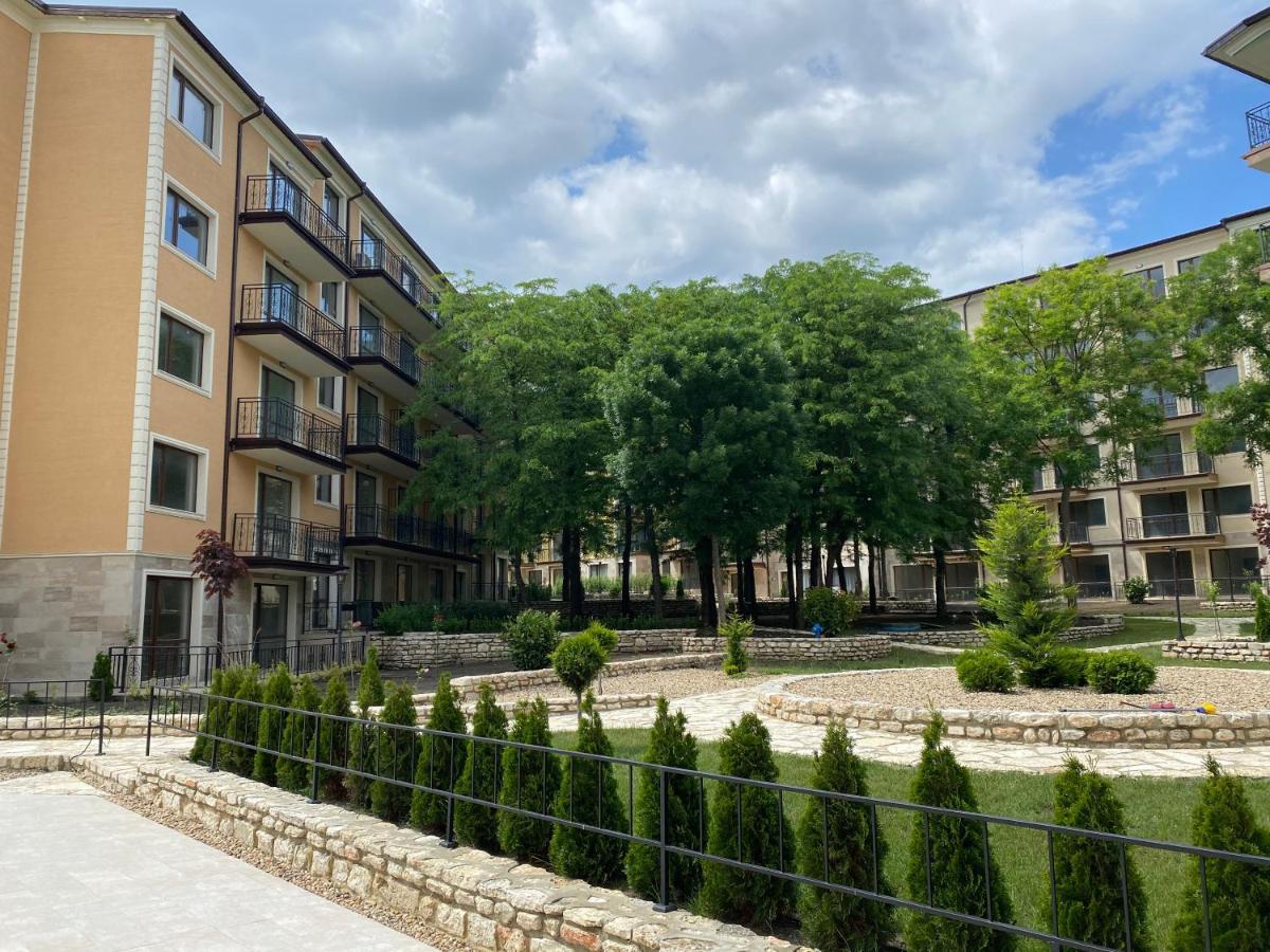 Ramay Apart-Complex Apartment Saints Constantine and Helena Bagian luar foto