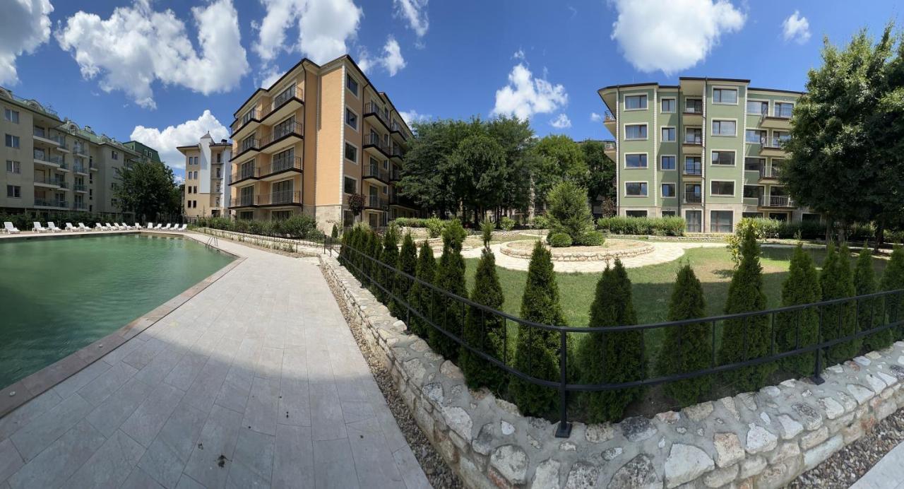 Ramay Apart-Complex Apartment Saints Constantine and Helena Bagian luar foto