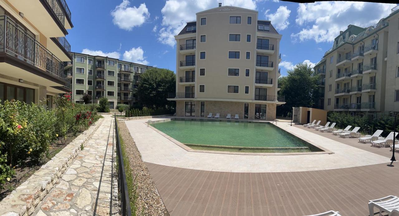 Ramay Apart-Complex Apartment Saints Constantine and Helena Bagian luar foto